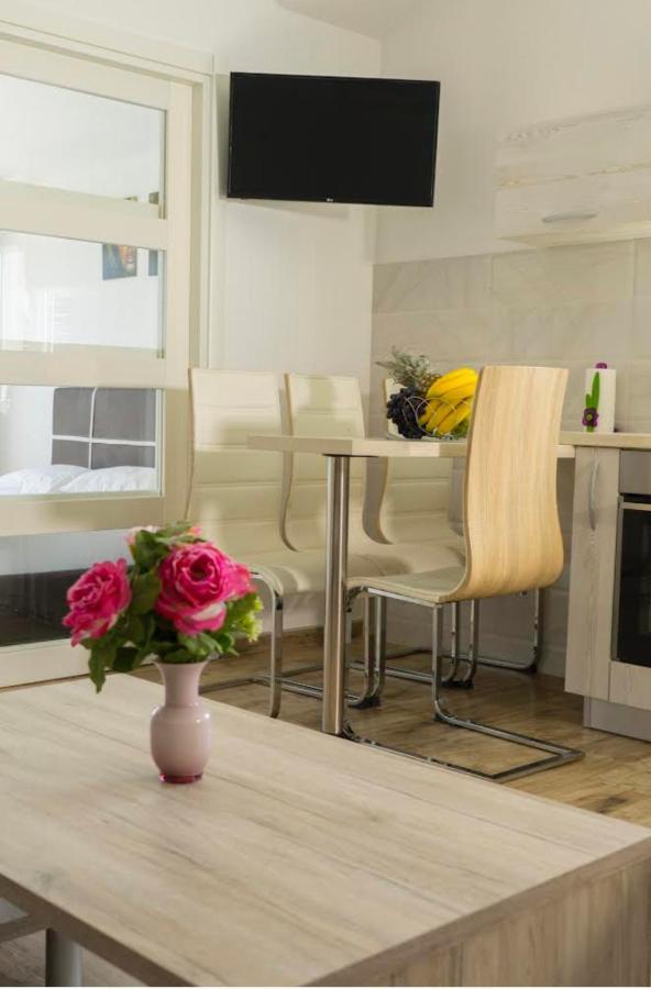 Franovic Apartments Тиват Экстерьер фото