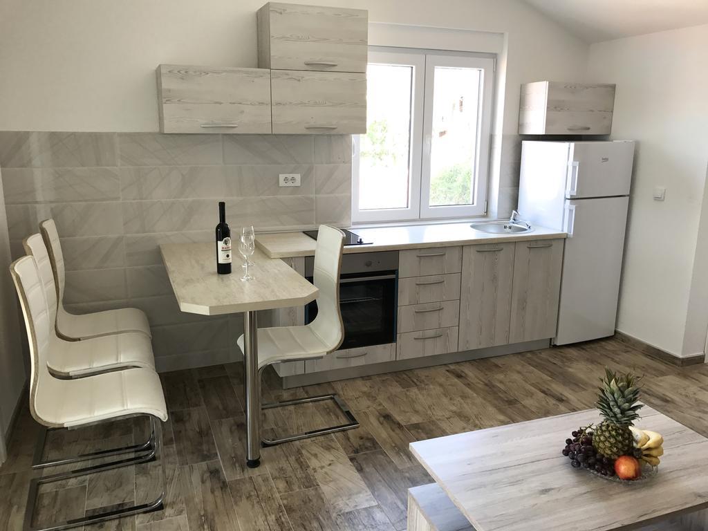 Franovic Apartments Тиват Экстерьер фото